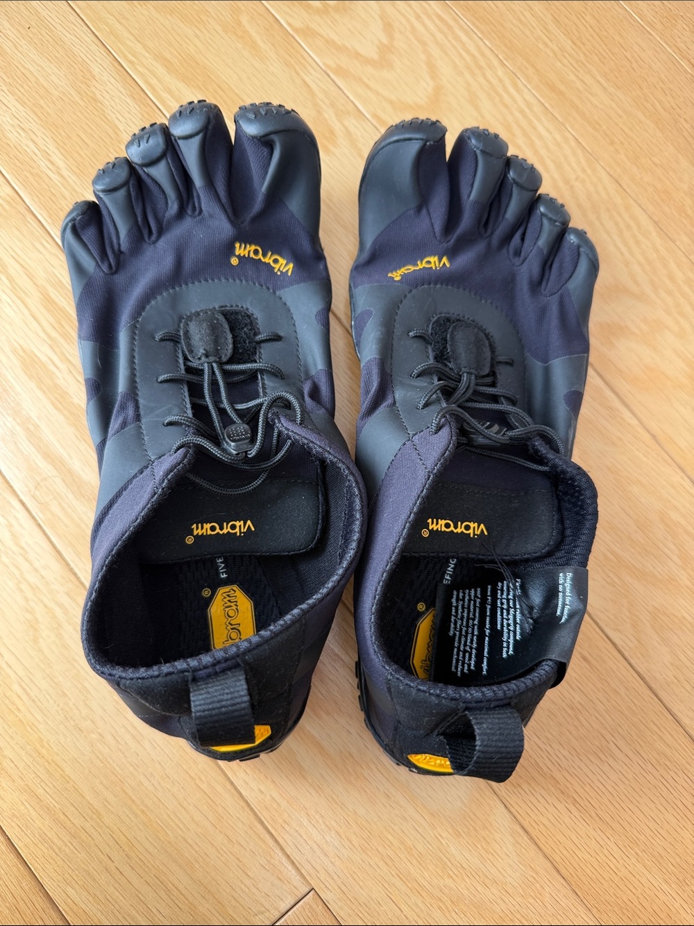 Vibram Men's FiveFingers Black with Yellow Logo Toe Shoes